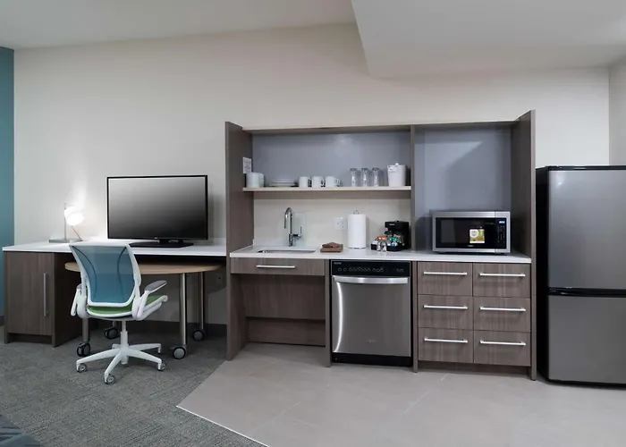 Home2 Suites By Hilton Cape Canaveral Cruise Port