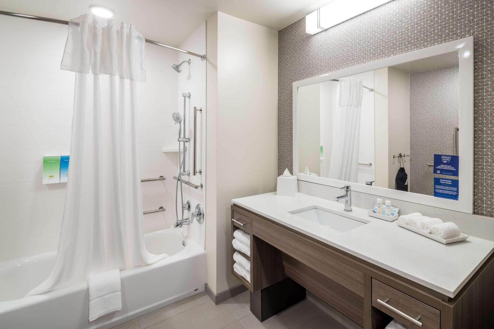 Home2 By Hilton Cruise Port Cape Canaveral