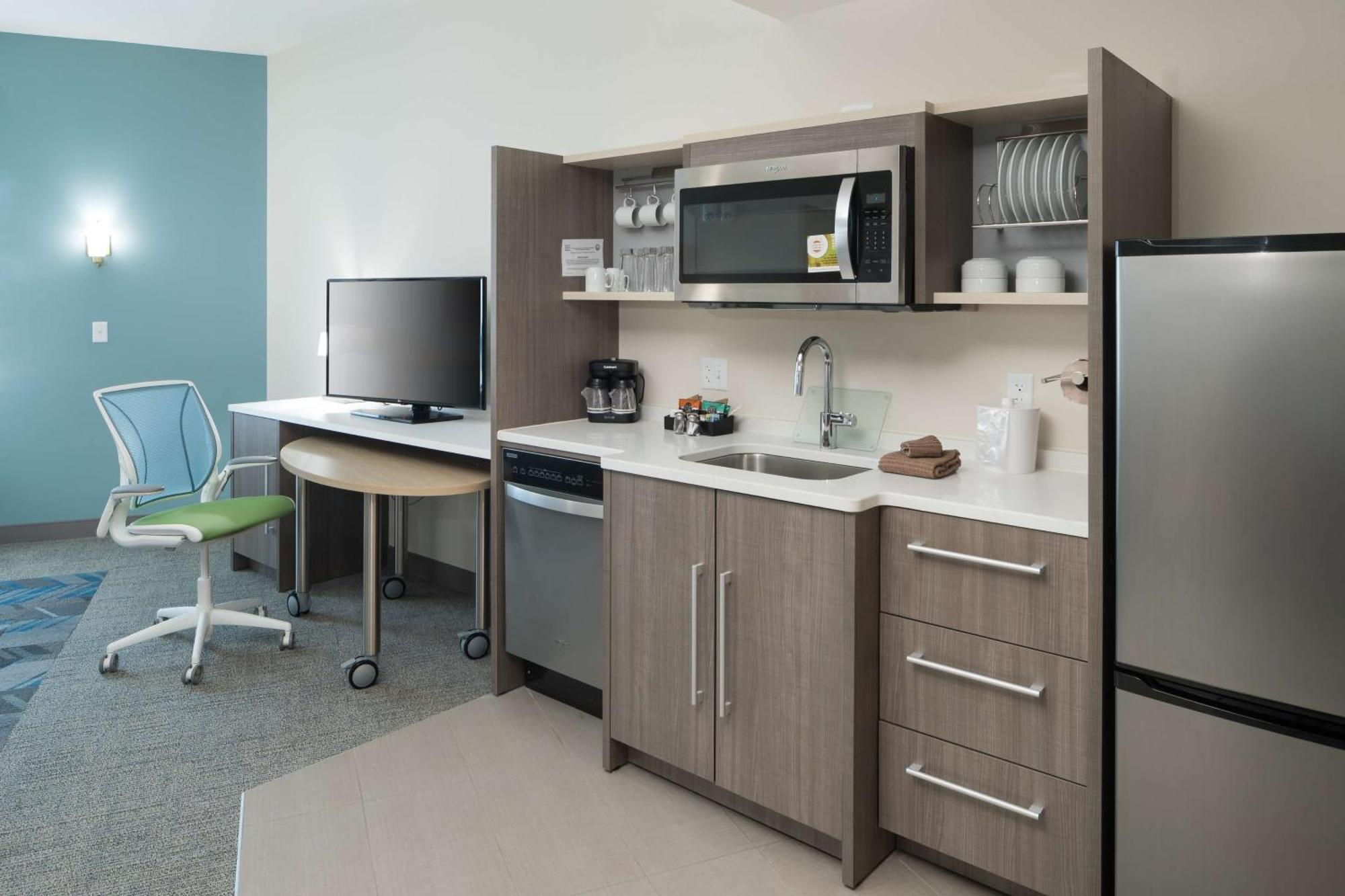 Home2 By Hilton Cruise Port Hotel Cape Canaveral
