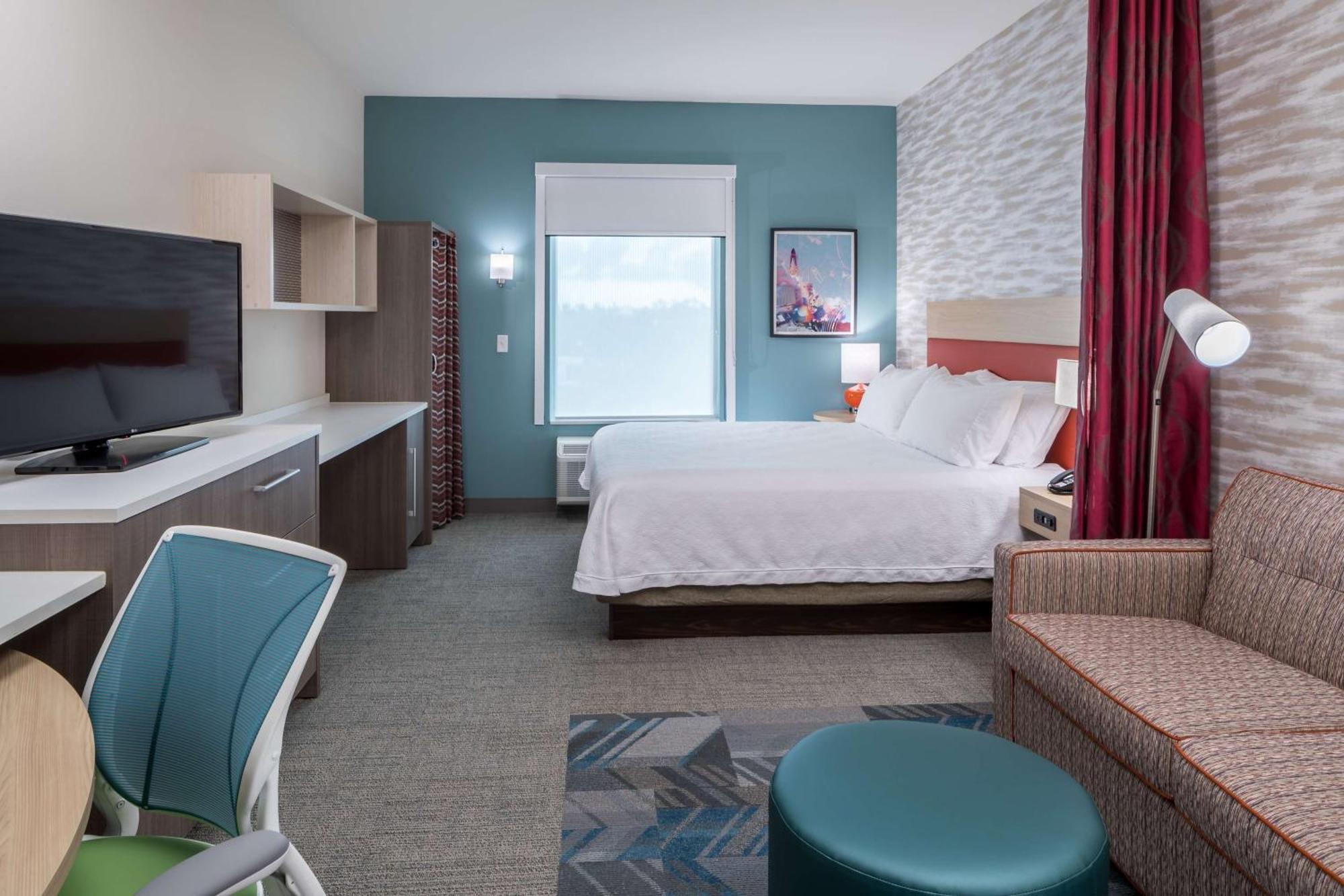 Home2 By Hilton Cruise Port Hotel 3*