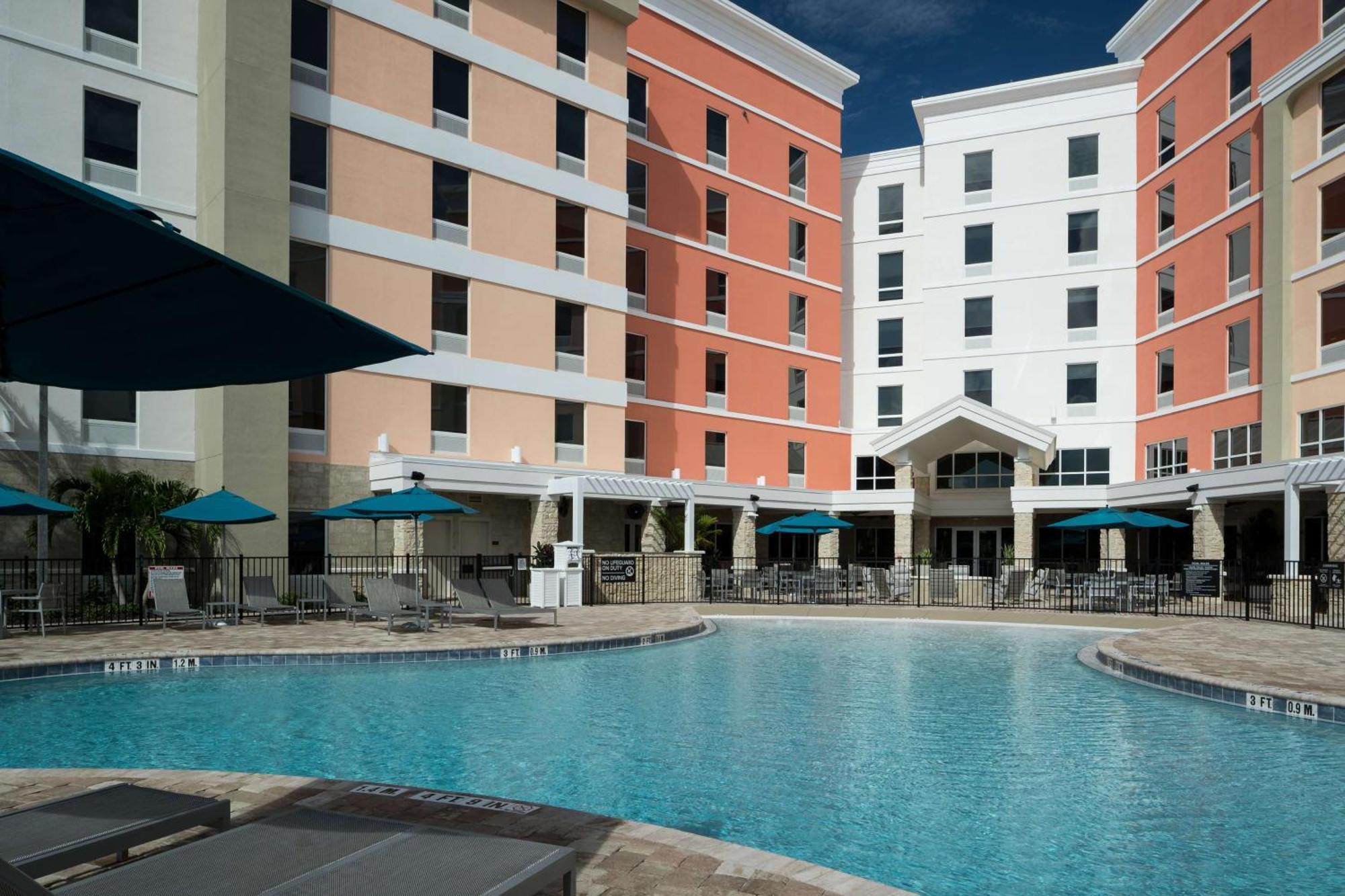 Home2 By Hilton Cruise Port 3* Cape Canaveral
